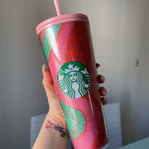 Starbucks holiday pink swirl glitter cold cup